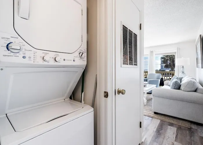 Apartment Summerhouse West 102a By Youngs Suncoast *