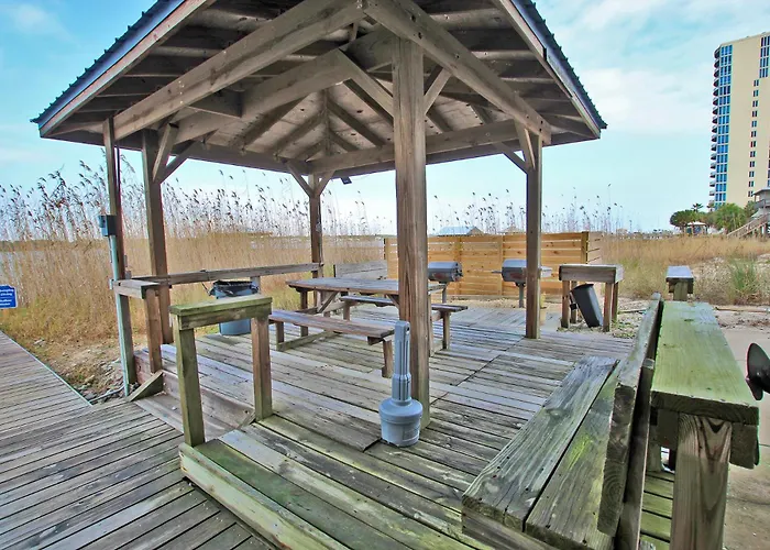 Apartment Summerhouse West 102a By Youngs Suncoast *