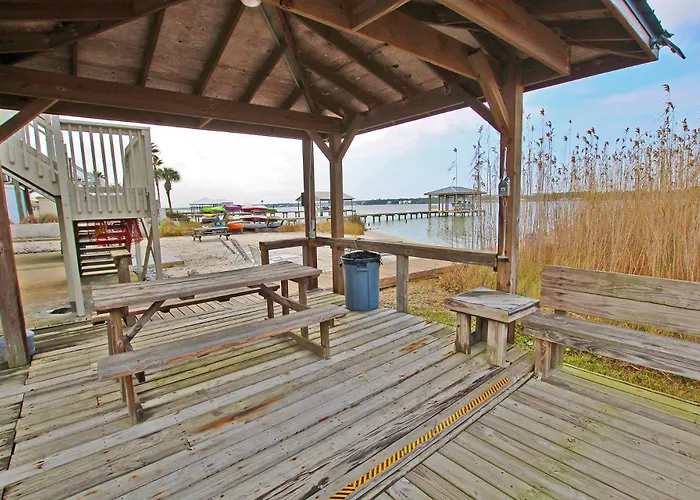 Summerhouse West 102a By Youngs Suncoast Apartment *